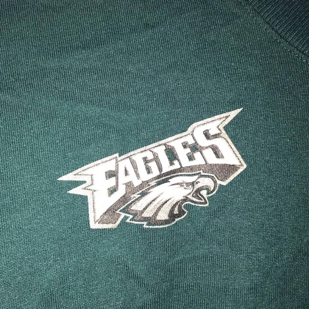 Youth’s NFL Eagles Crewneck Tee